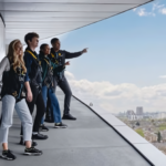 Discover the ultimate adrenaline rush with the Dareskywalk London! Learn everything you need to know about this daring adventure, from how to book your experience to what to expect on your walk.